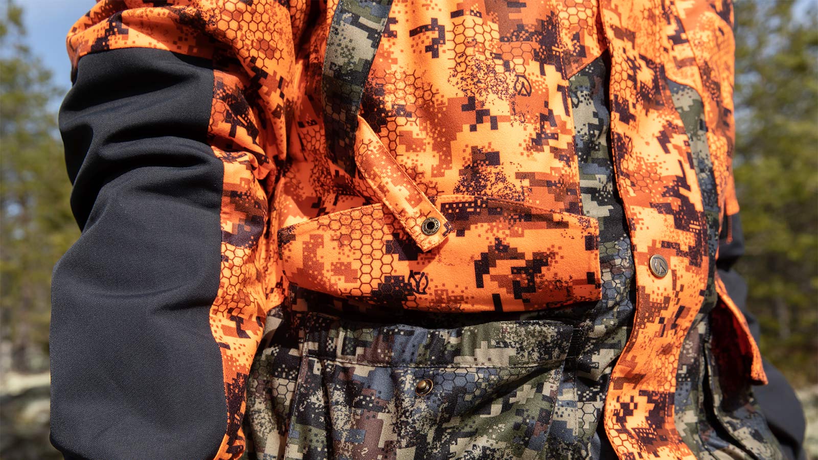 Anar Hirvas Camo metsästystakki